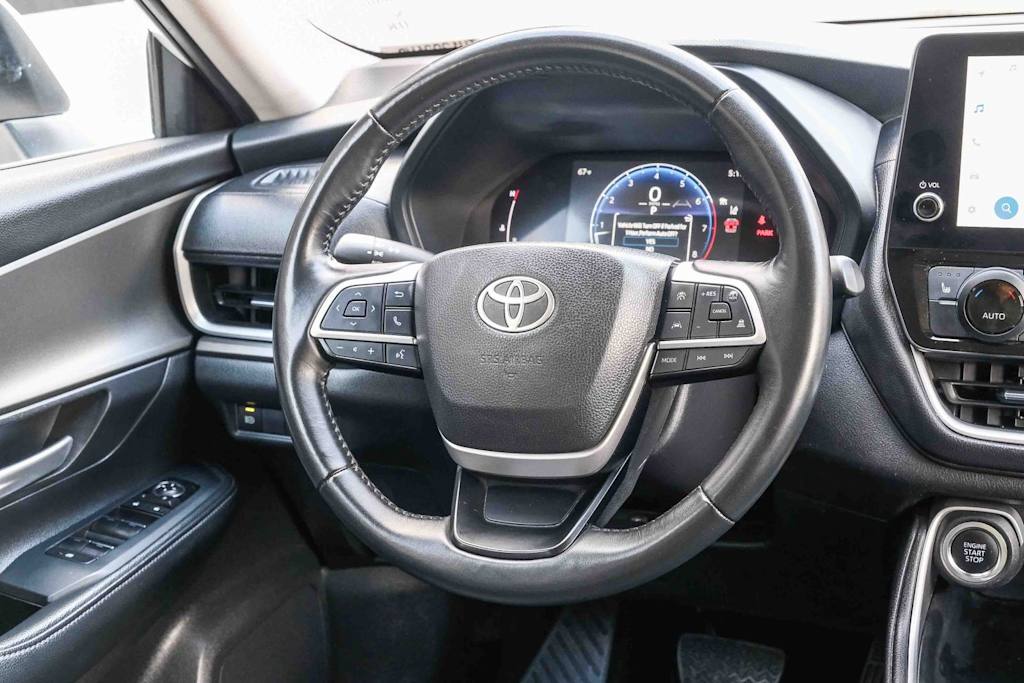 Thumbnail: 2025 Toyota Grand Highlander - 8