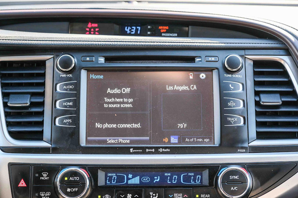 Thumbnail: 2018 Toyota Highlander - 24