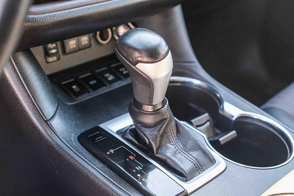 Thumbnail: 2018 Toyota Highlander - 13
