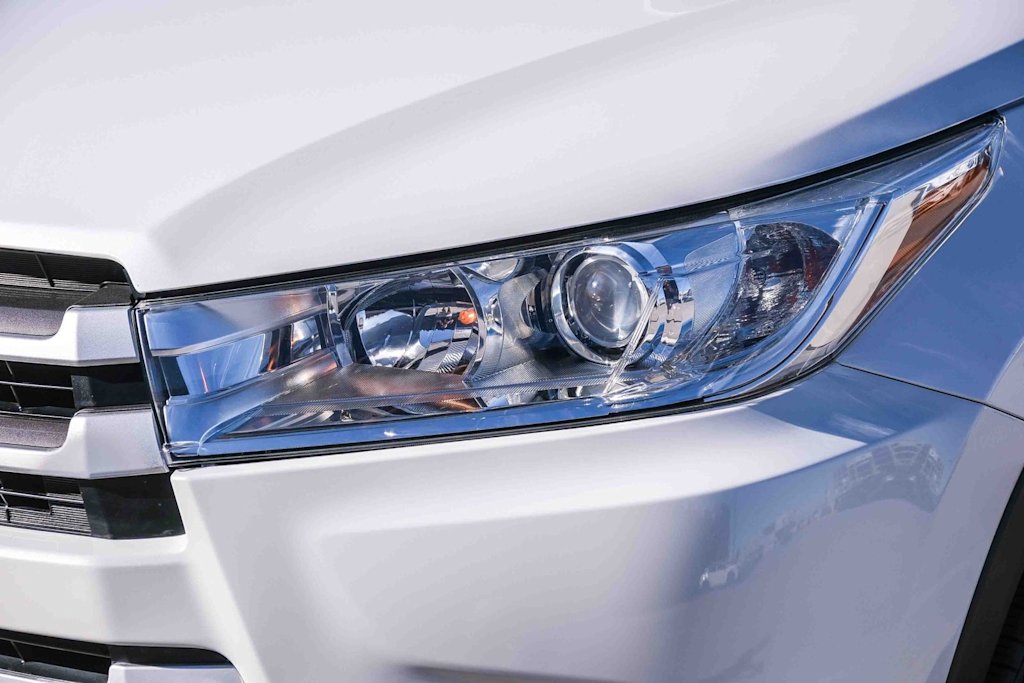 Thumbnail: 2018 Toyota Highlander - 22