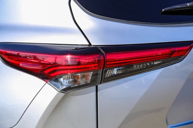 2022 Toyota Highlander XLE 21