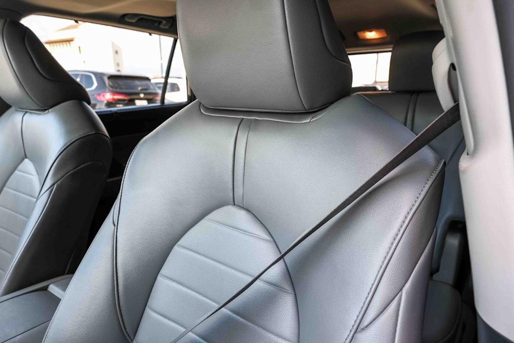 Thumbnail: 2021 Toyota Highlander - 24