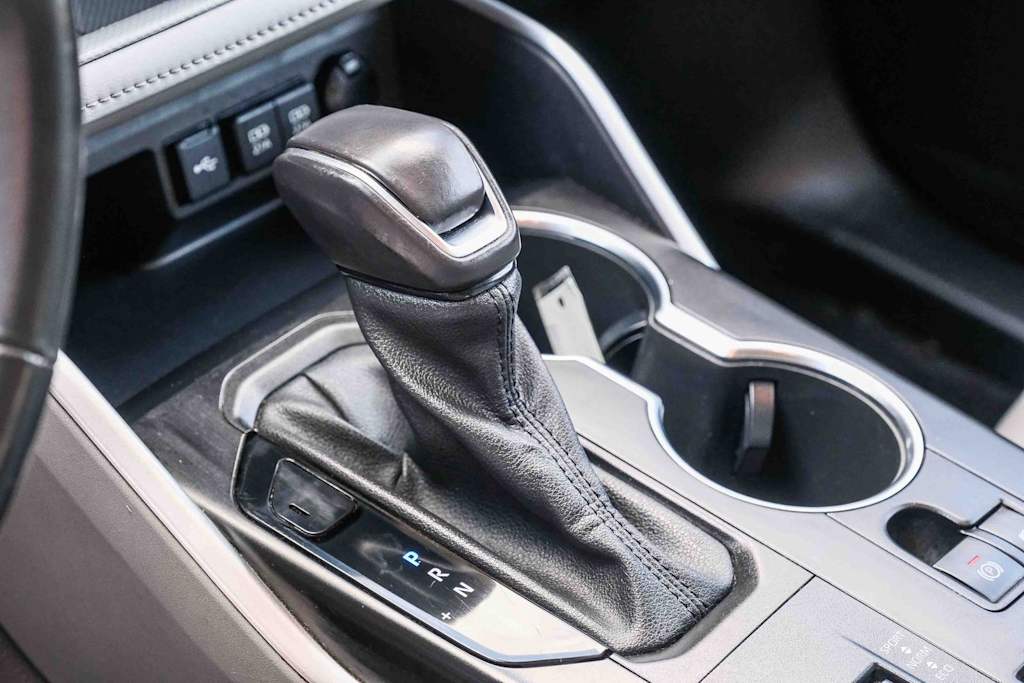 Thumbnail: 2021 Toyota Highlander - 13