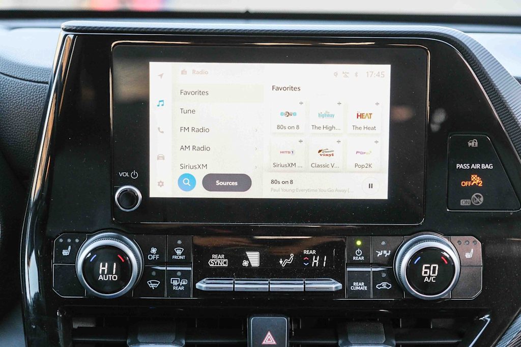 Thumbnail: 2025 Toyota Highlander - 23