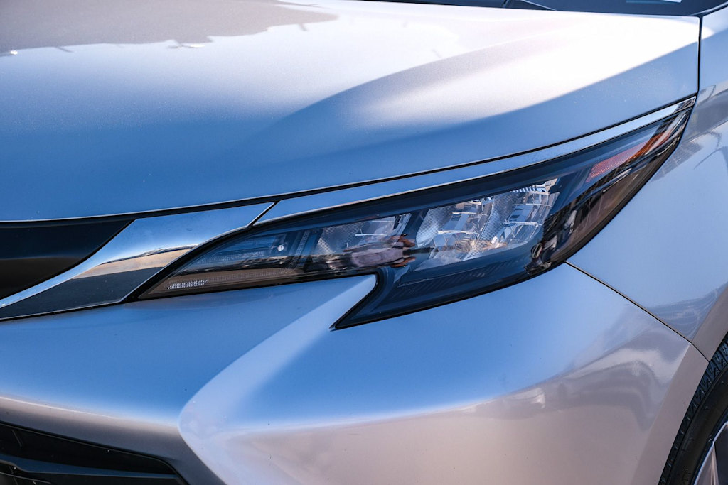 Thumbnail: 2024 Toyota Sienna - 22