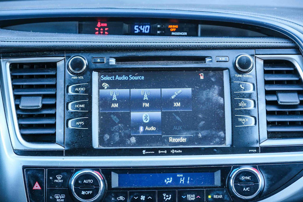 Thumbnail: 2018 Toyota Highlander - 24