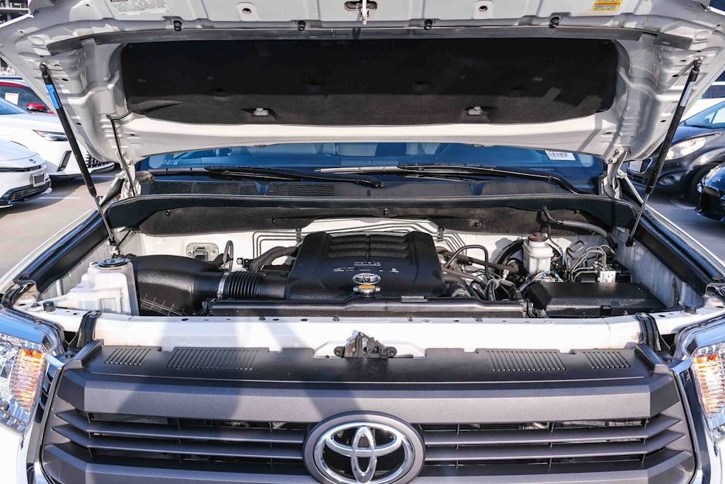 Thumbnail: 2015 Toyota Tundra - 8