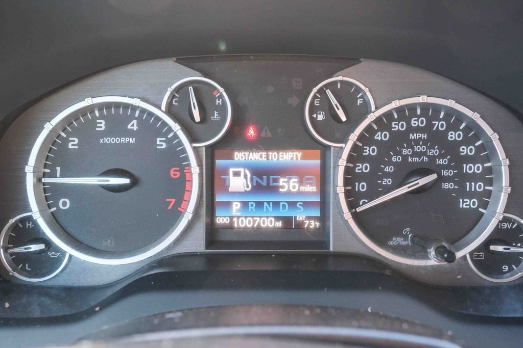 Thumbnail: 2015 Toyota Tundra - 15