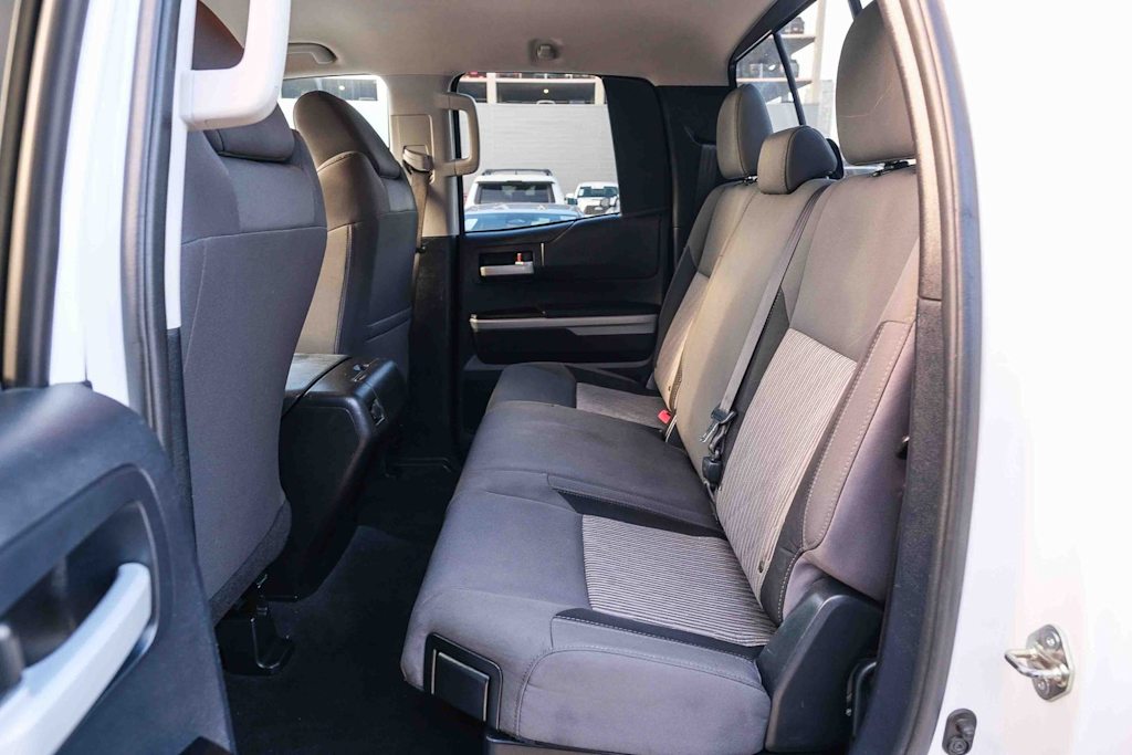 Thumbnail: 2015 Toyota Tundra - 12