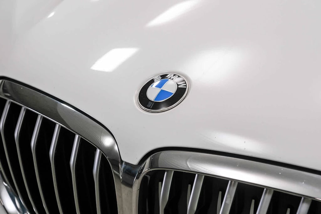 Thumbnail: 2021 BMW X5 - 7