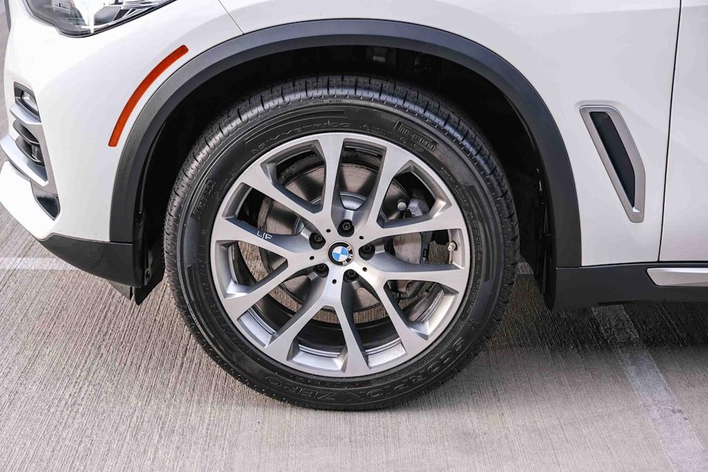 Thumbnail: 2021 BMW X5 - 20