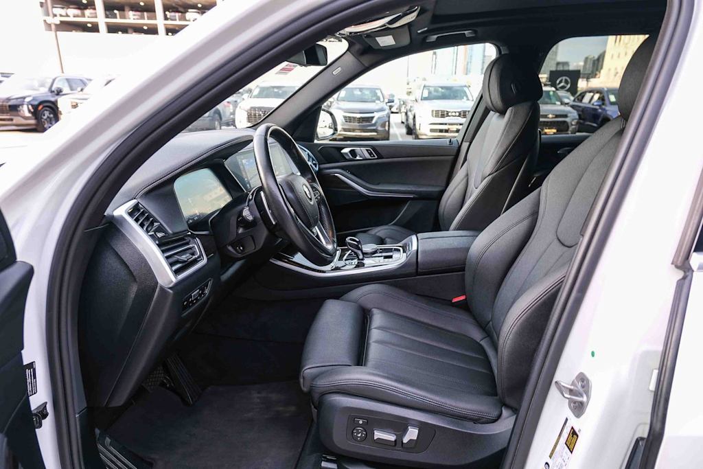 Thumbnail: 2021 BMW X5 - 11