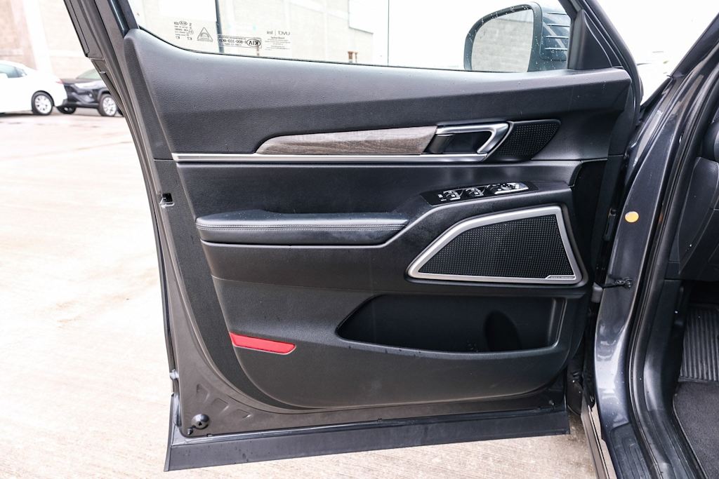 Thumbnail: 2021 Kia Telluride - 27