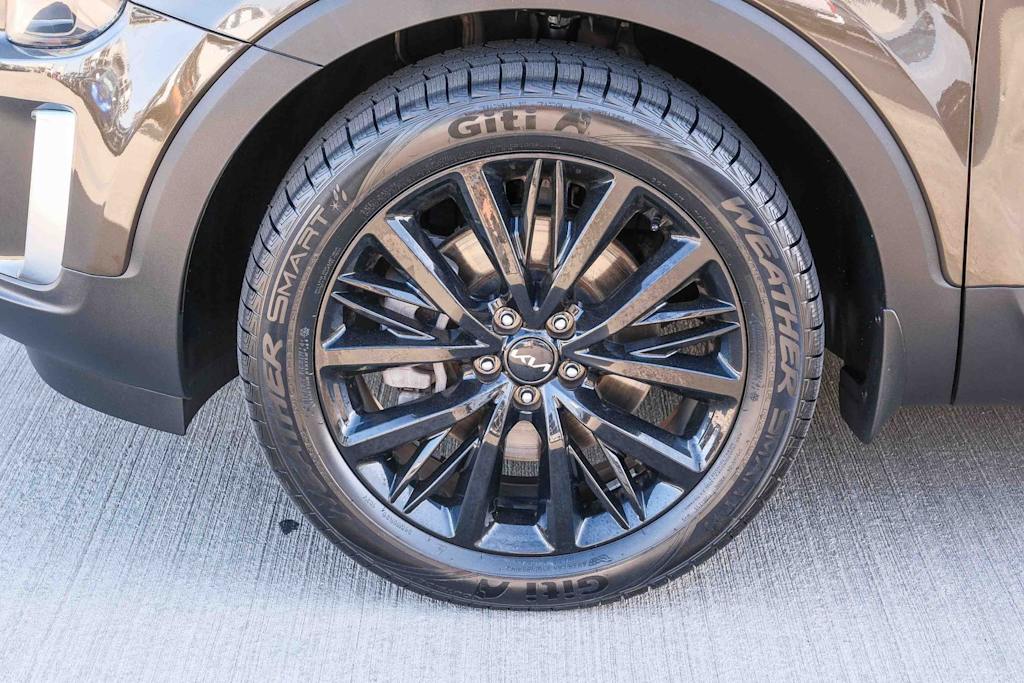 Thumbnail: 2022 Kia Telluride - 19