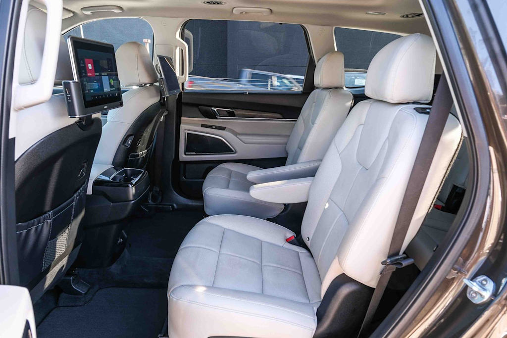 Thumbnail: 2022 Kia Telluride - 10