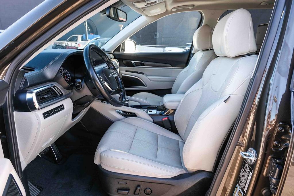 Thumbnail: 2022 Kia Telluride - 9