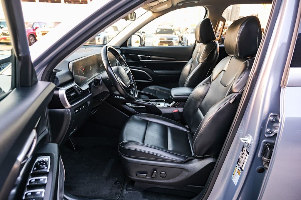 Thumbnail: 2024 Kia Telluride - 11