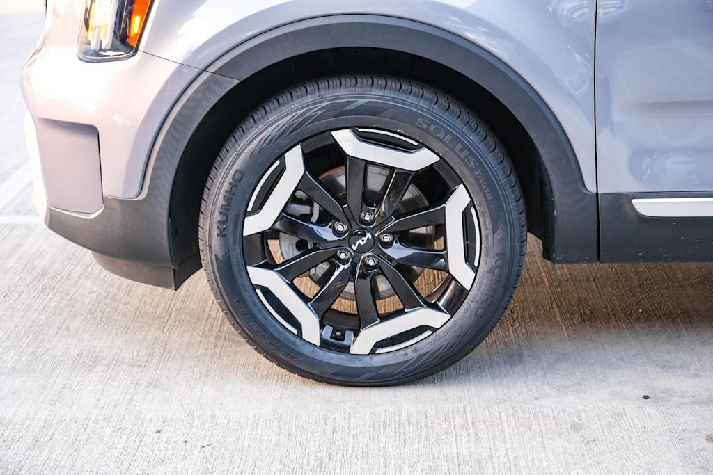 Thumbnail: 2024 Kia Telluride - 20