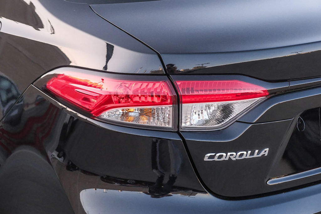 Thumbnail: 2025 Toyota Corolla - 20