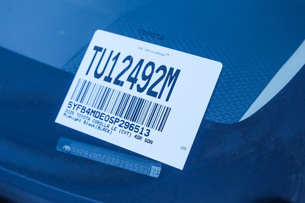 Thumbnail: 2025 Toyota Corolla - 16