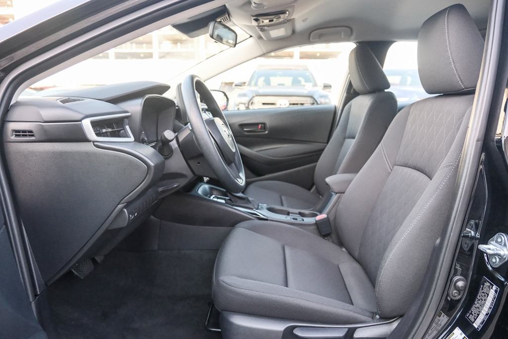 Thumbnail: 2025 Toyota Corolla - 10