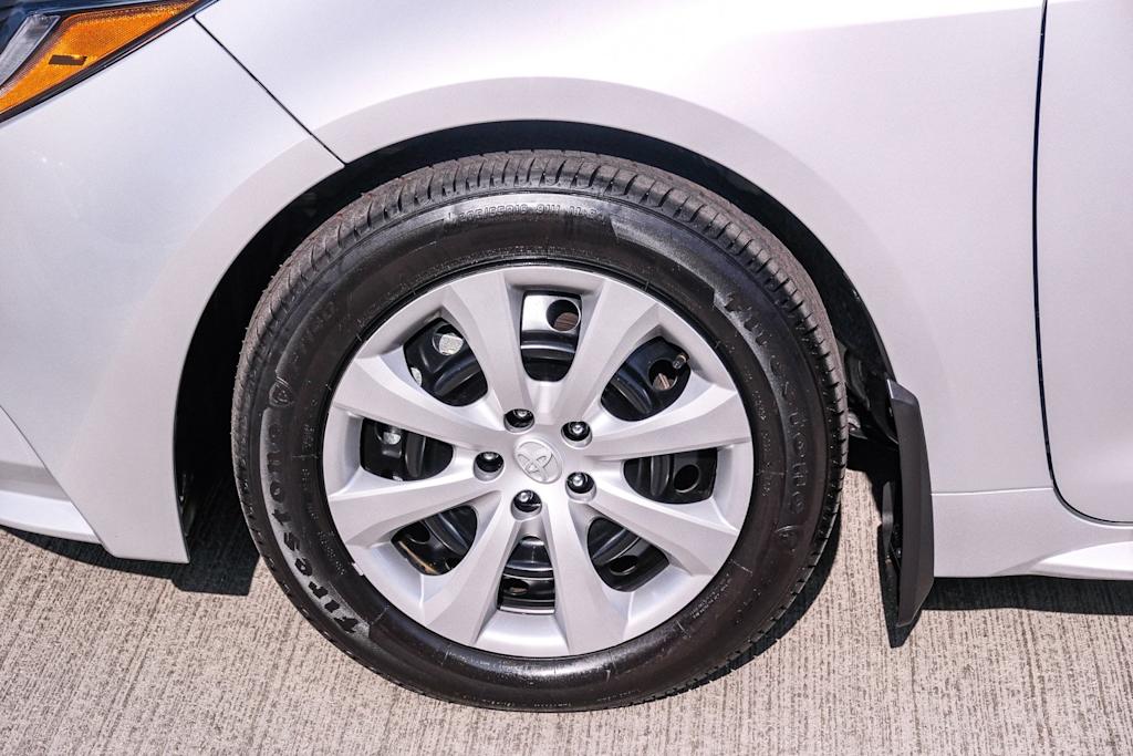 Thumbnail: 2025 Toyota Corolla - 19