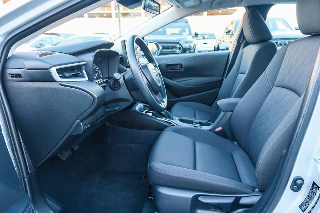 Thumbnail: 2025 Toyota Corolla - 10