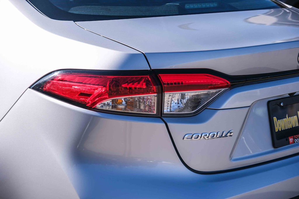 Thumbnail: 2024 Toyota Corolla - 18