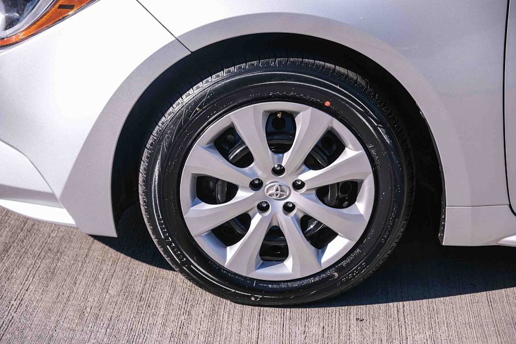 Thumbnail: 2024 Toyota Corolla - 20