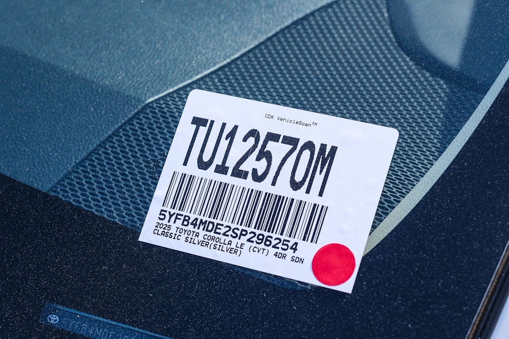 Thumbnail: 2025 Toyota Corolla - 5