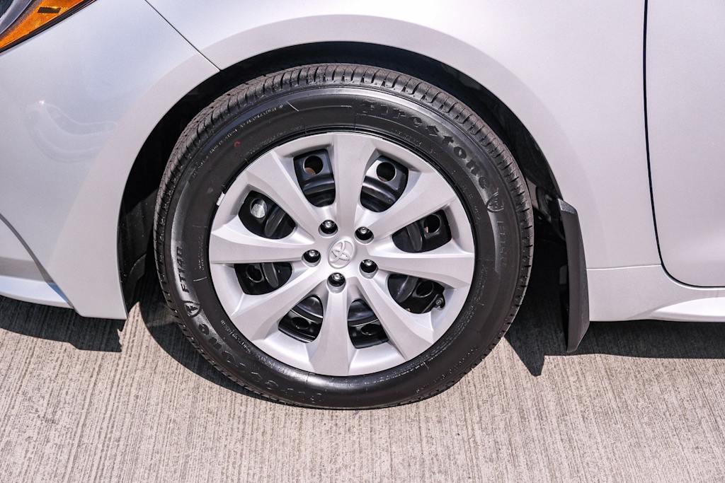 Thumbnail: 2025 Toyota Corolla - 21