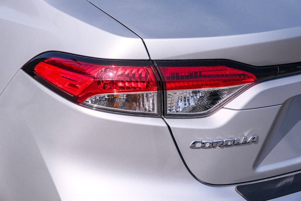 Thumbnail: 2025 Toyota Corolla - 19