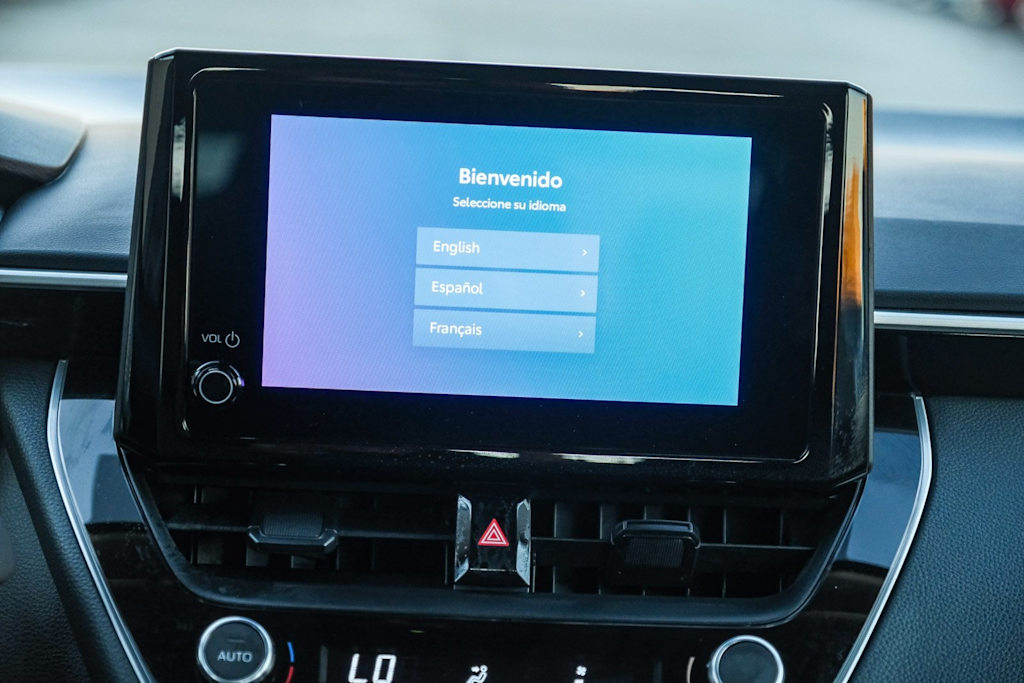 Thumbnail: 2025 Toyota Corolla - 25