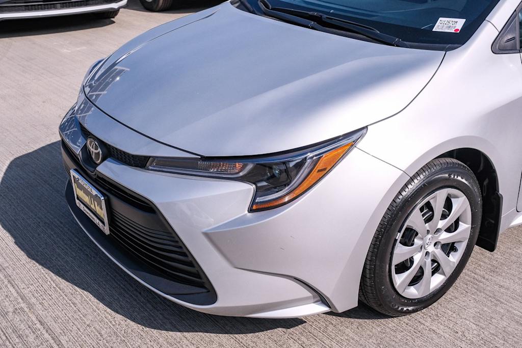 Thumbnail: 2025 Toyota Corolla - 23