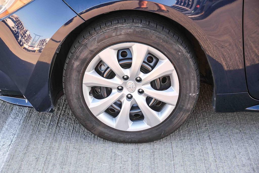 Thumbnail: 2024 Toyota Corolla - 18