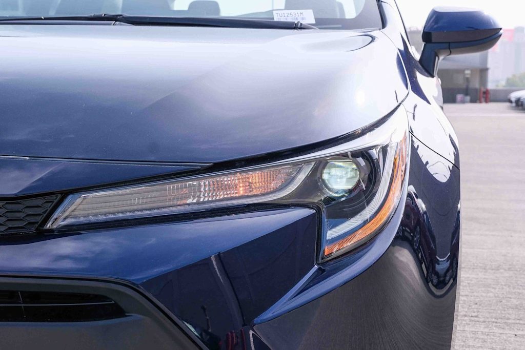 Thumbnail: 2025 Toyota Corolla - 18