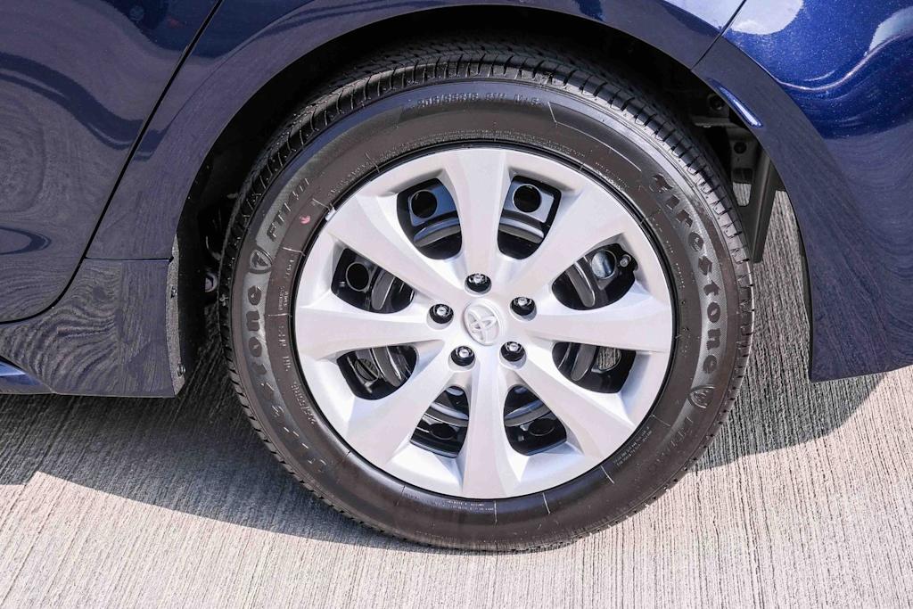 Thumbnail: 2025 Toyota Corolla - 6