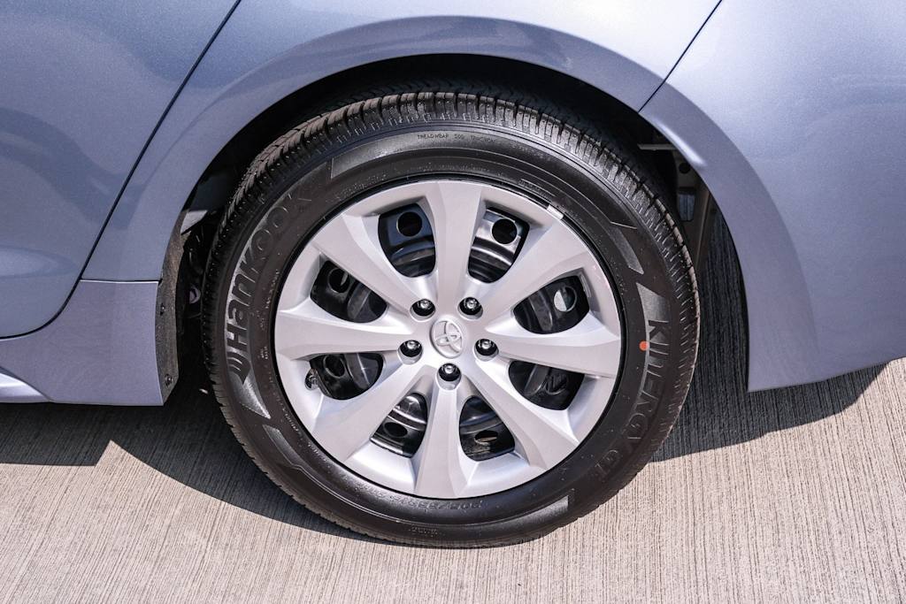 Thumbnail: 2025 Toyota Corolla - 6