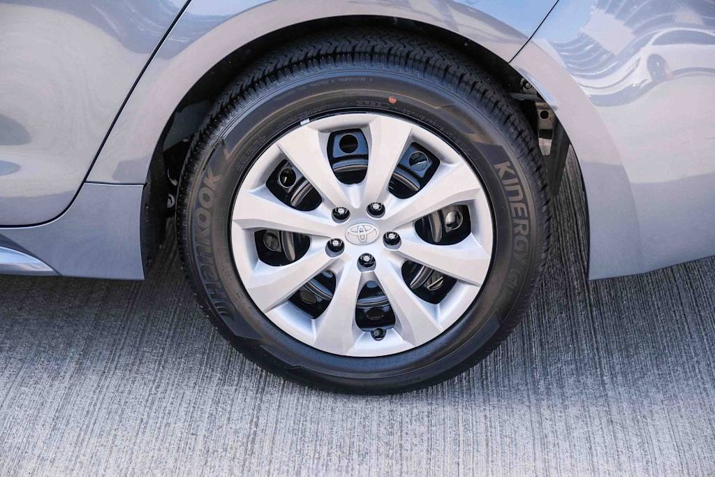 Thumbnail: 2025 Toyota Corolla - 6