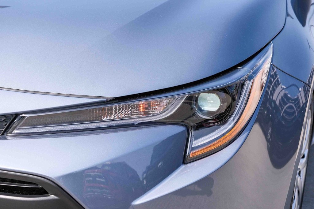 Thumbnail: 2025 Toyota Corolla - 18