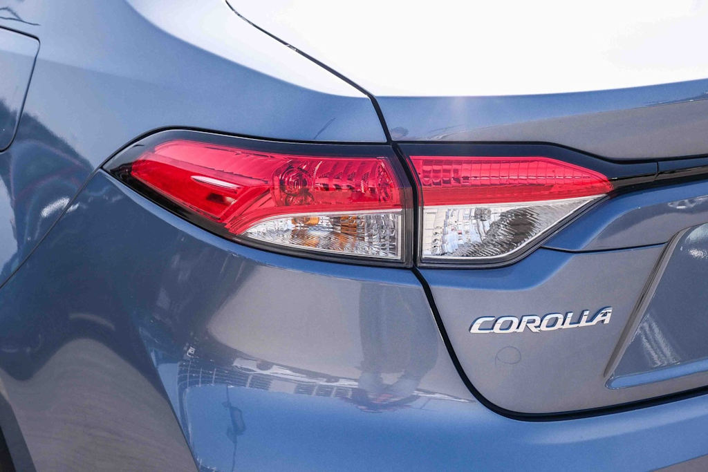 Thumbnail: 2025 Toyota Corolla - 15