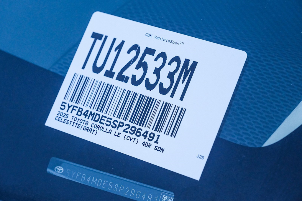 Thumbnail: 2025 Toyota Corolla - 16