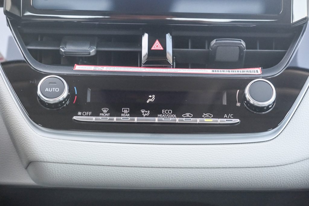 Thumbnail: 2025 Toyota Corolla - 25