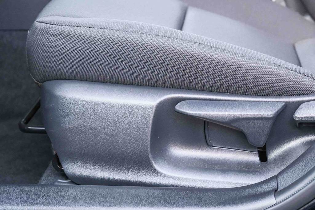 Thumbnail: 2025 Toyota Corolla - 23