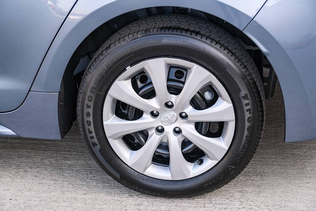 Thumbnail: 2025 Toyota Corolla - 6