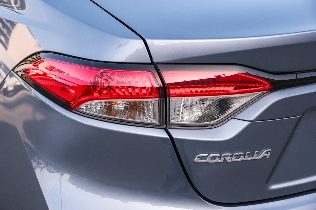 Thumbnail: 2025 Toyota Corolla - 19