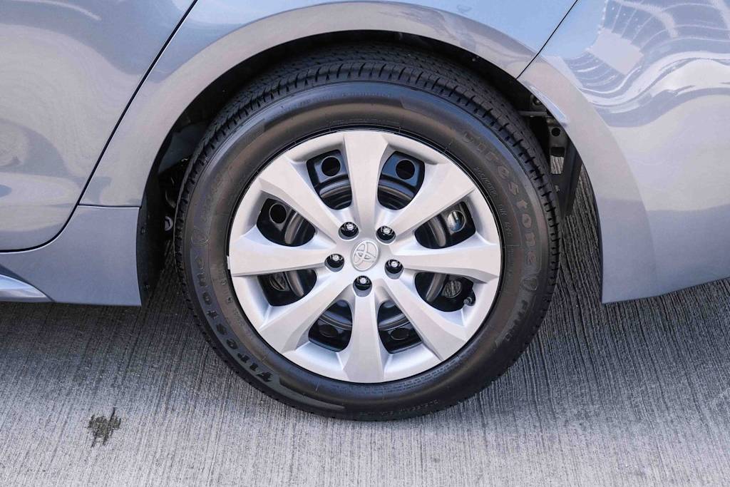 Thumbnail: 2025 Toyota Corolla - 6