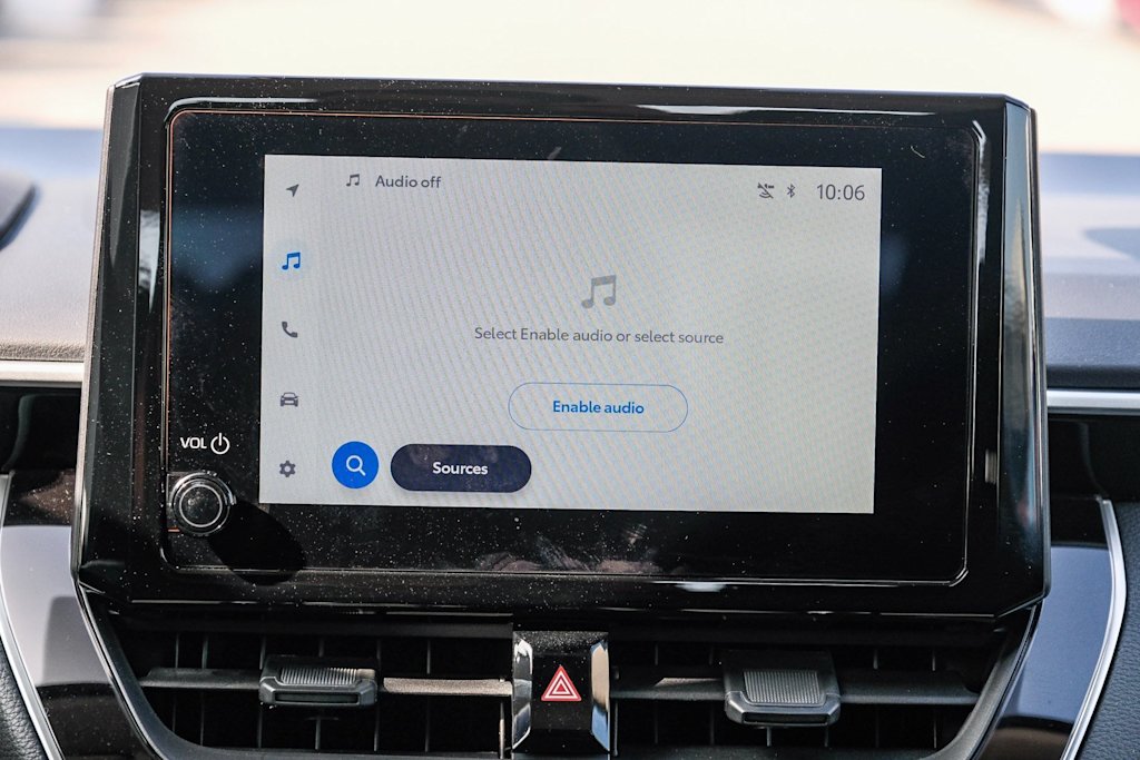 Thumbnail: 2025 Toyota Corolla - 24