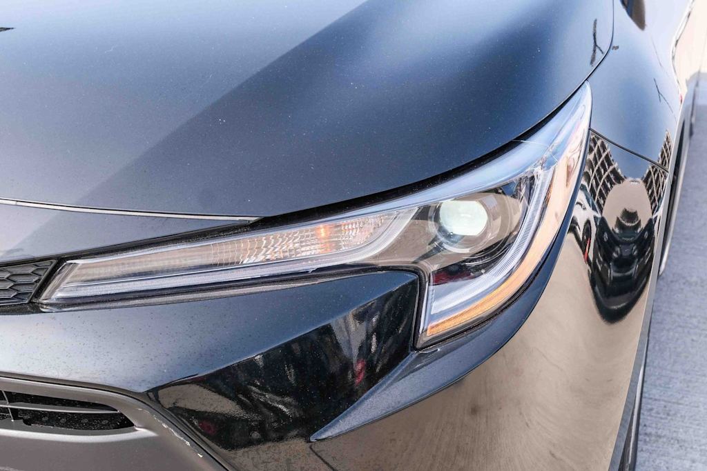 Thumbnail: 2025 Toyota Corolla - 17