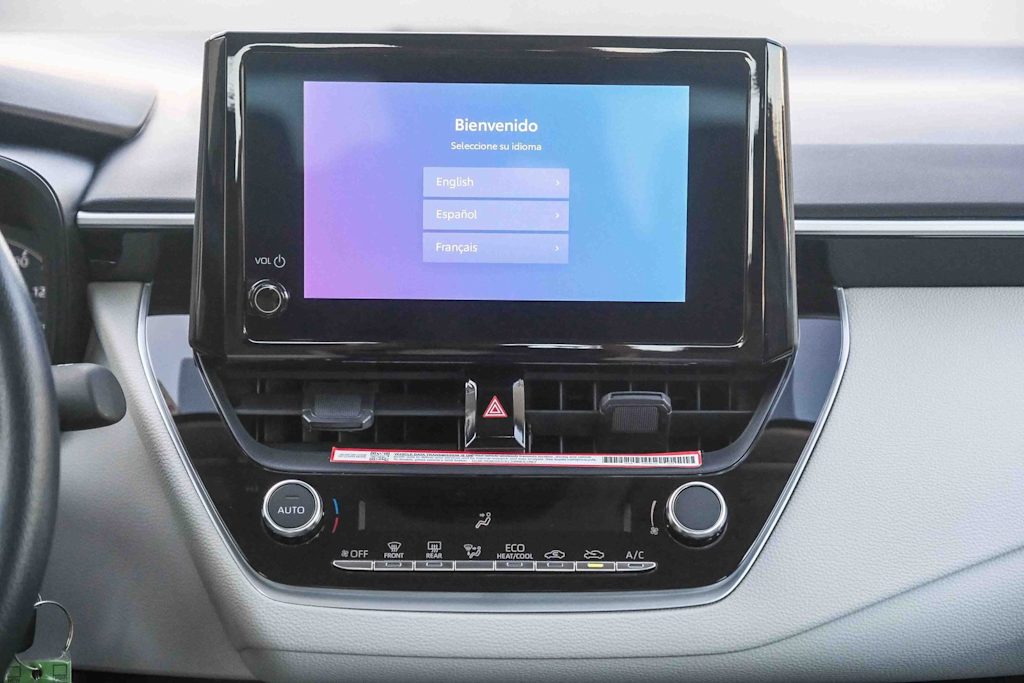 Thumbnail: 2025 Toyota Corolla - 9